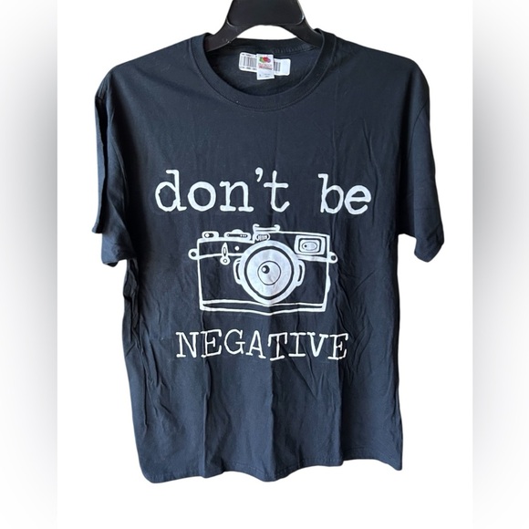 NWT Fruit of the Loom Black Digital Camera Graphic Tee - Picture 1 of 4